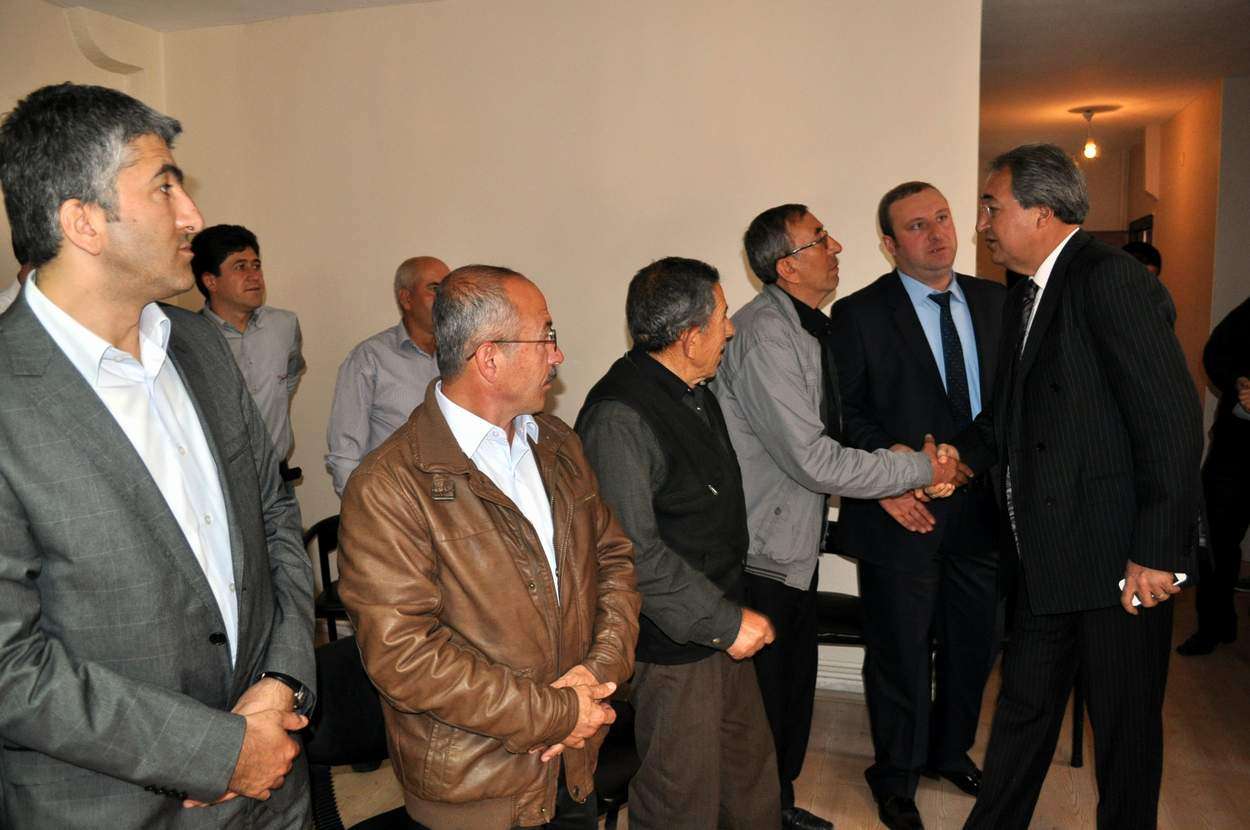 Ak Partililer Yeni Toplantı Salonunda Bayramlaştı 